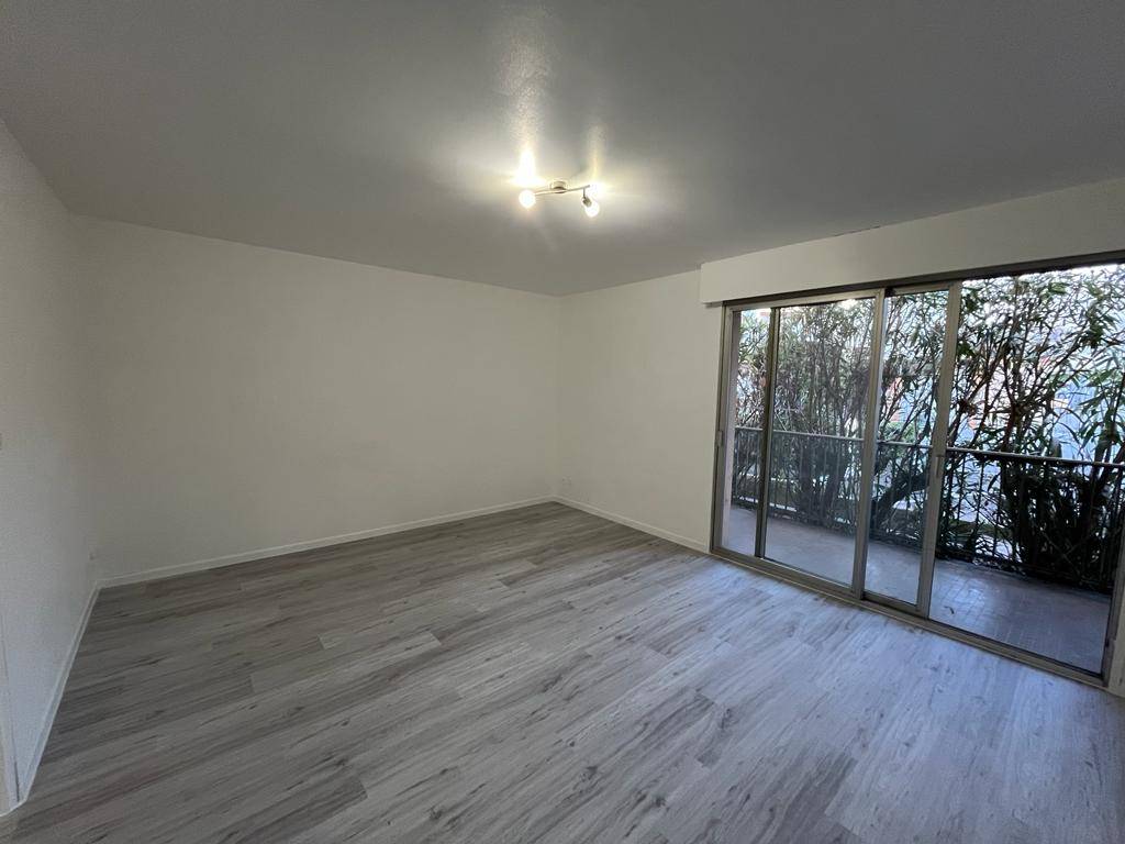 VENTE APPARTEMENT T1 avec ascenseur à MARTIGUES QUARTIER JONQUIERE