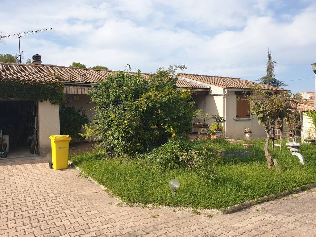 villa individuelle 13220  