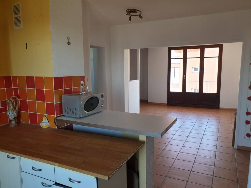 T4 DANS RÉSIDENCE FERMÉE MARIGNANE  