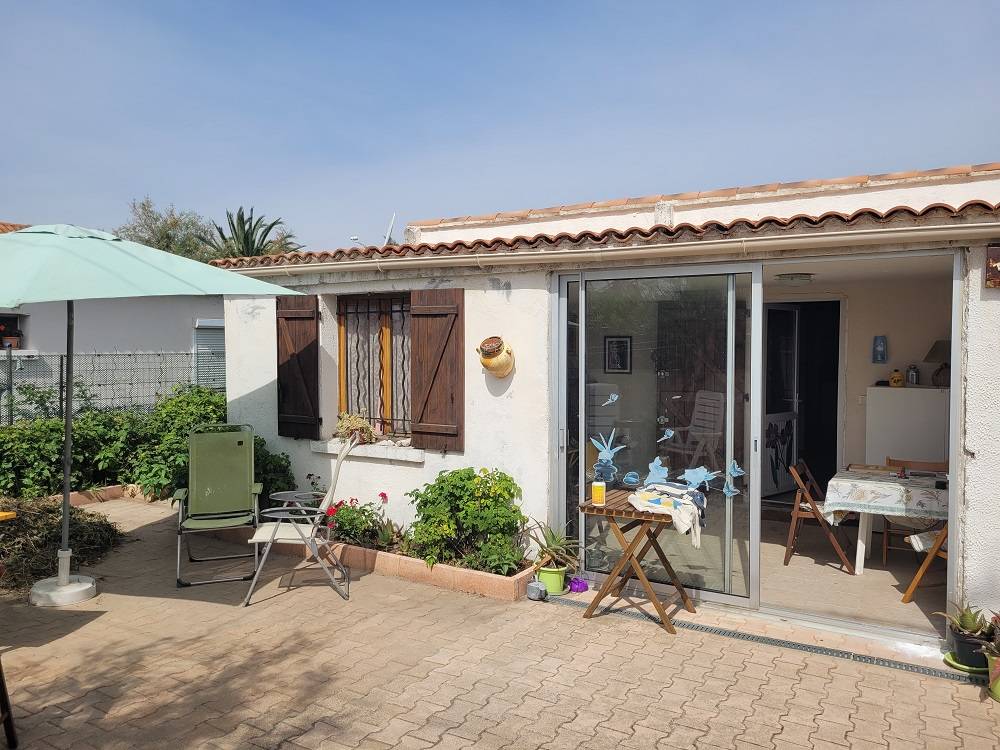 PETITE MAISON DE TYPE 3 LES PIEDS DANS L'EAU MARIGNANE  