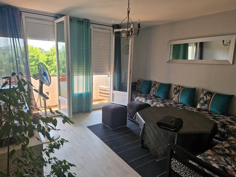 SPECIAL INVESTISSEUR, T3 EN PARFAIT ETAT EN 1ER ETAGE MARIGNANE  