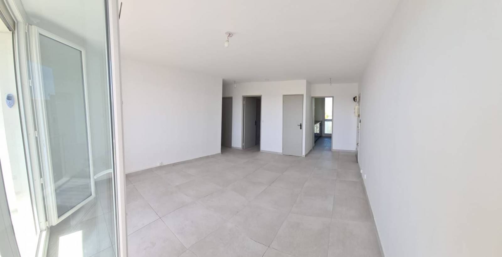 Vente appartement à rénover pas cher pour investissement Rognac 13340