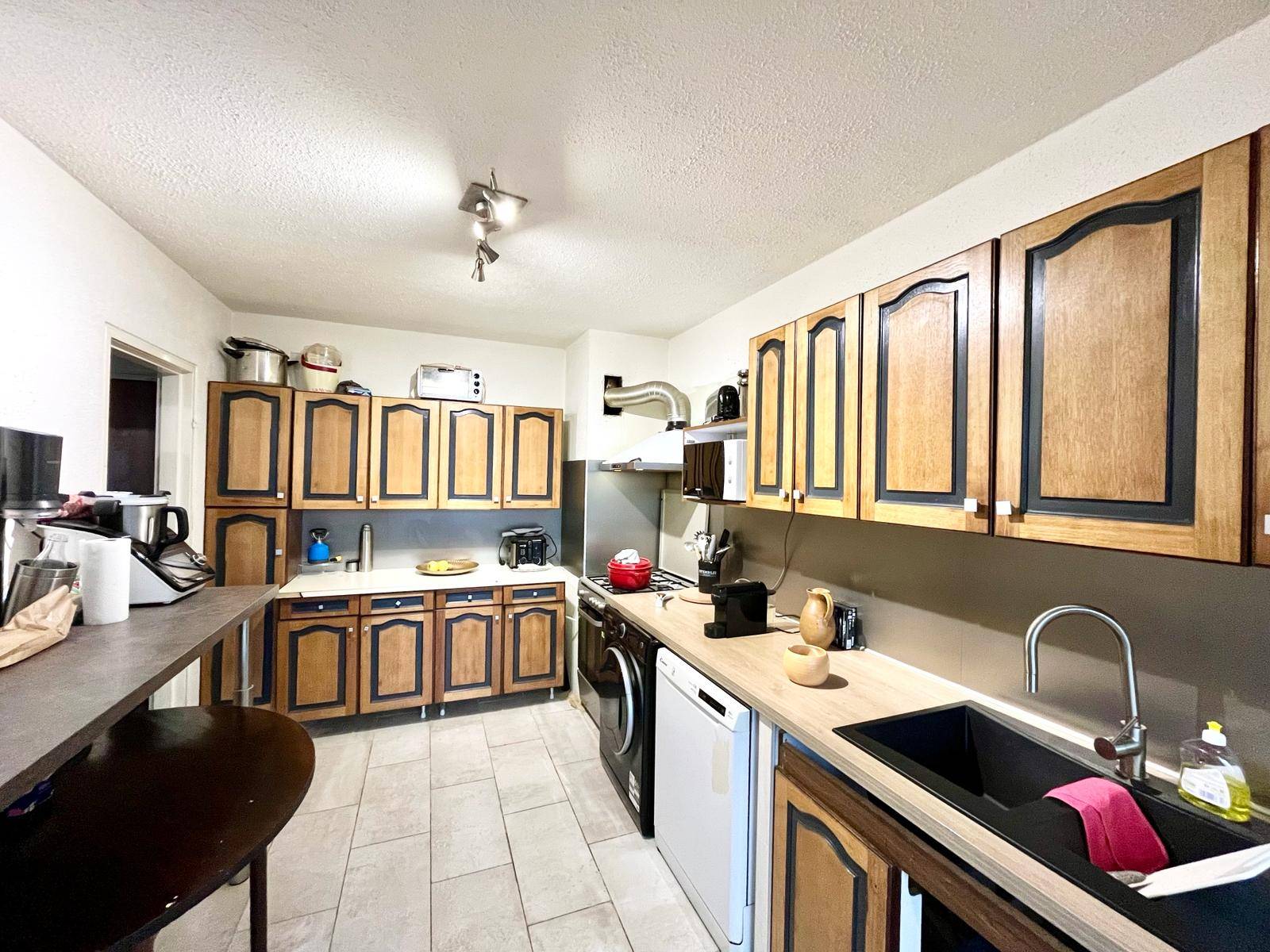 LA SIGNORE 2, APPARTEMENT DE TYPE 4 AVEC ACSENSEUR ET VUE DEGAGEE