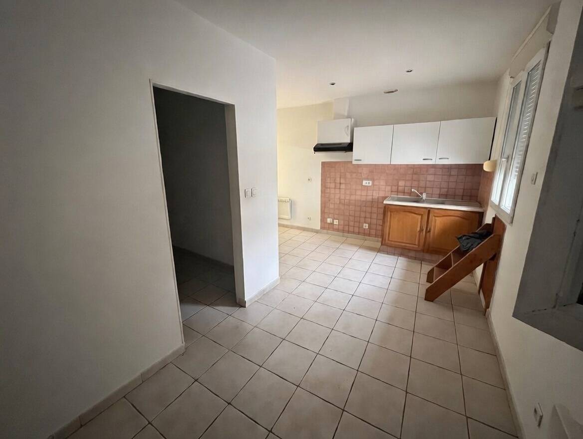 Immeuble - MARIGNANE