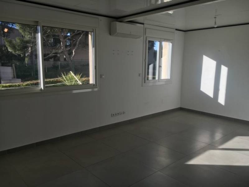 4 PIÈCES 68 M² DANS RESIDENCE FERMEE CLAIR SOLEIL T4 SEJOUR / SALON 2 CHAMBRES MARTIGUES  