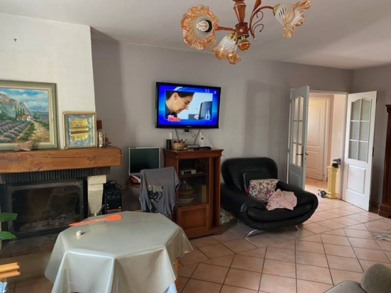 VILLA  T4/5 GIGNAC LA NERTHE LAURE 