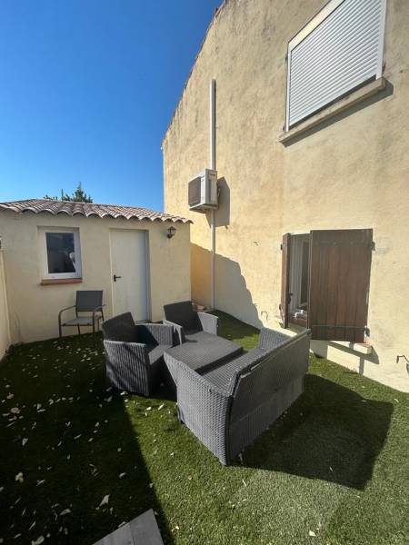 4 PIÈCES 85M² HAUT DE VILLA AVEC JARDIN Saint Victoret 13730  