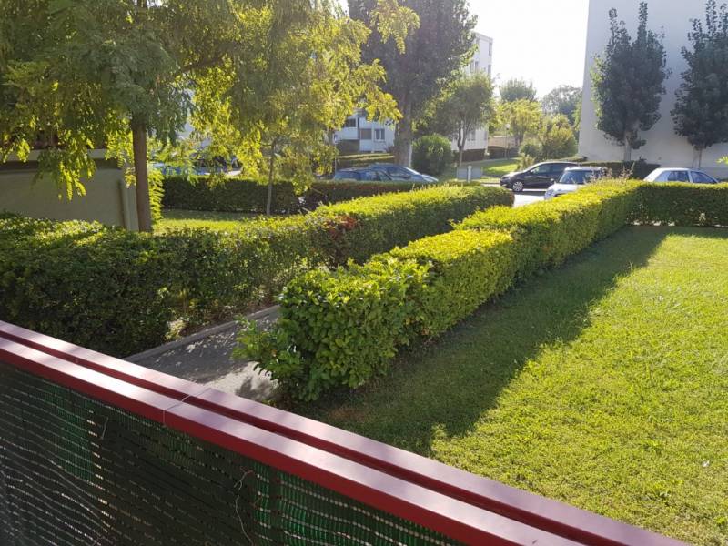 à Marignane, Appartement 3 pièces avec 2 chambres en RDC sur le Parc Perrussons