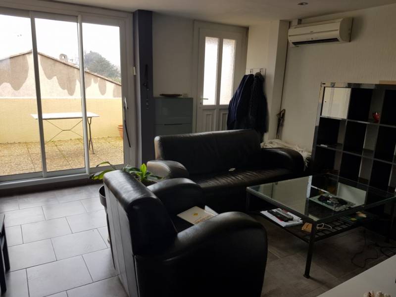 DUPLEX AVEC TERRASSE ET GARAGE LAURE GIGNAC LA NERTHE  