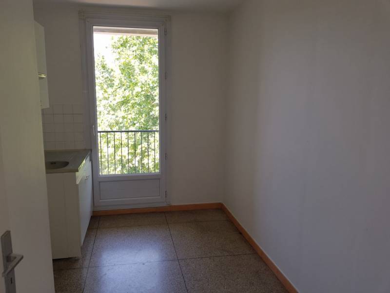 T2 A LOUER RESIDENCE PARC MEDITERRANEE A MARIGNANE MARIGNANE  