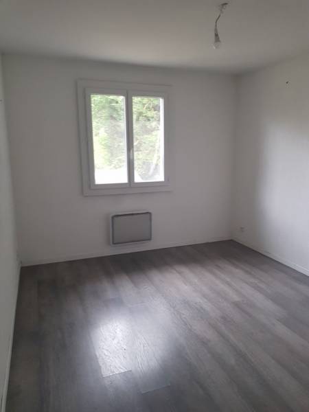 MAISON T3 PLAIN PIED MARIGNANE QUARTIER LA SIGNORE JARDIN ET GARAGE