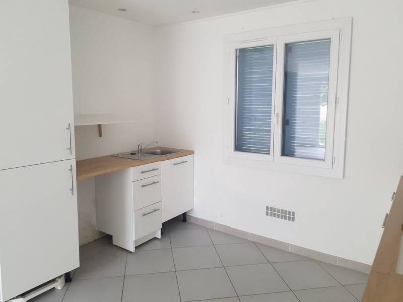 MAISON T3 PLAIN PIED MARIGNANE QUARTIER LA SIGNORE JARDIN ET GARAGE