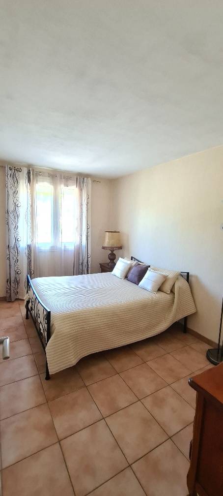 APPARTMENT T5 AVEC GARAGE EN SOUS SOL DANS RESIDENCE DE STANDING MARTIGUES  