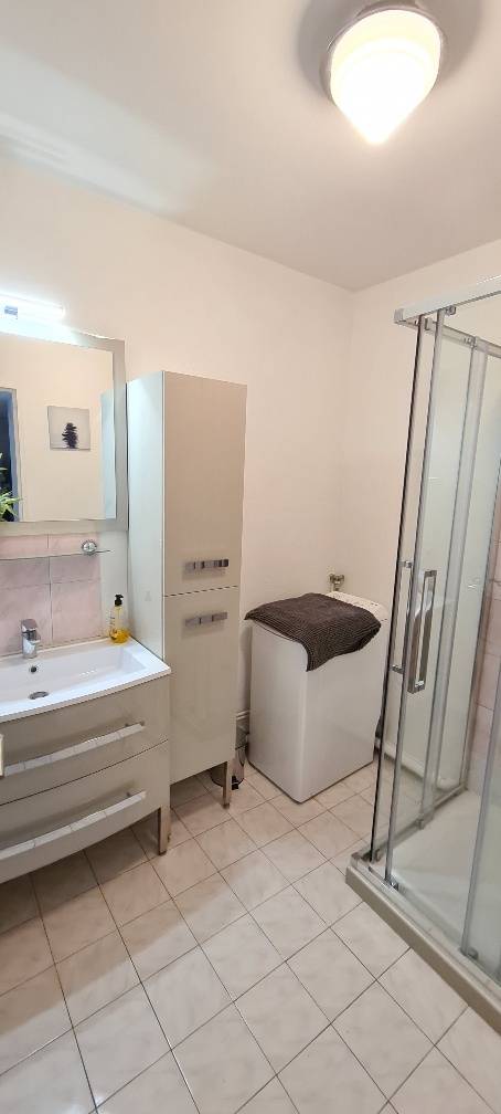 APPARTMENT T5 AVEC GARAGE EN SOUS SOL DANS RESIDENCE DE STANDING MARTIGUES  