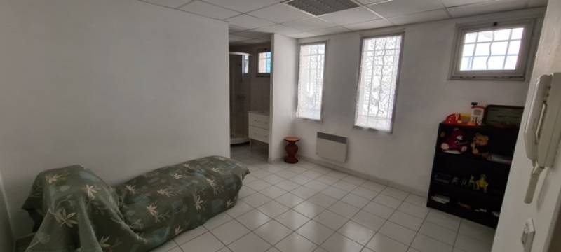 APPARTEMENT T1 BIS PETITE COPROPRIETE MARTIGUES FERRIERES 