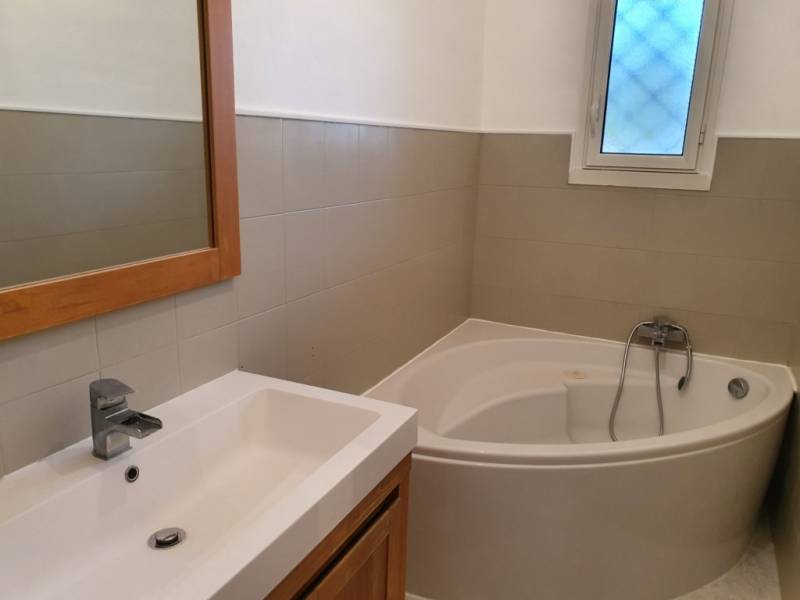APPARTEMENT T3 SAINT VICTORET PAS DES LANCIERS 