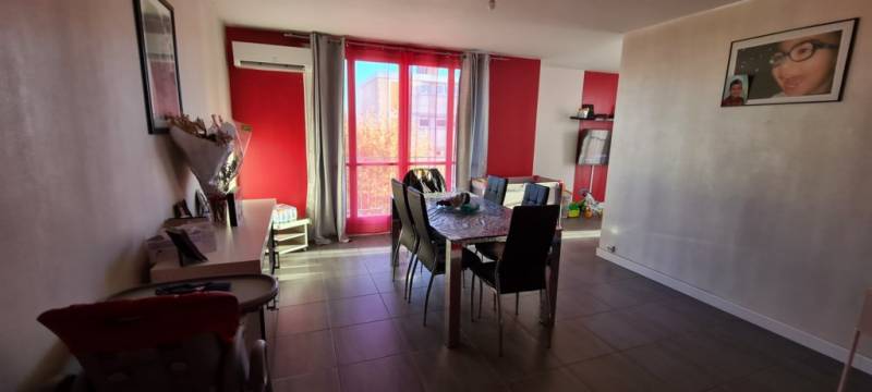 APPARTEMENT T4 AVEC ASCENSEUR MARIGNANE SECTEUR SIGNORE 