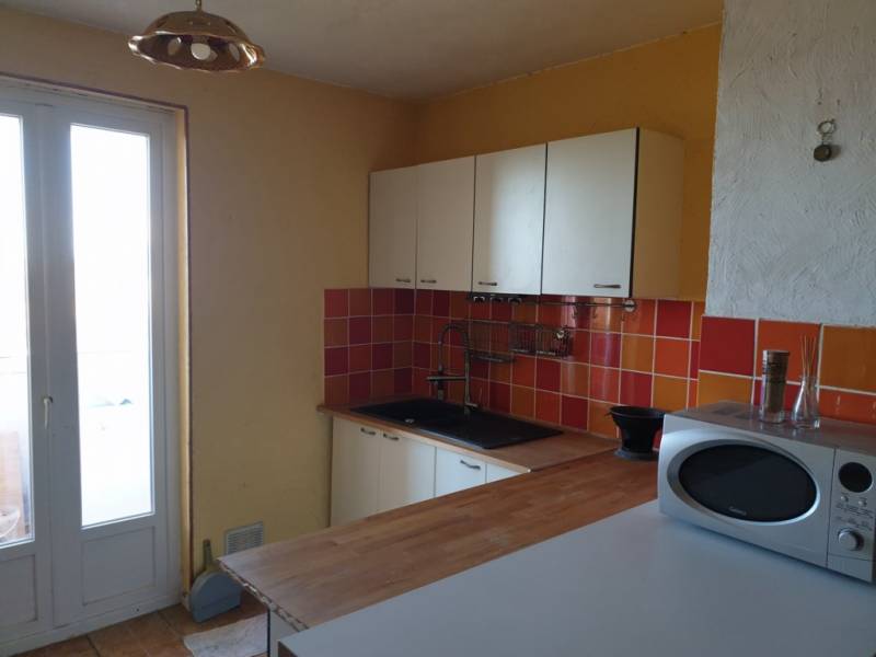 T4 DANS RÉSIDENCE FERMÉE MARIGNANE  