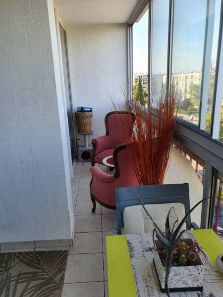 BEAU T2 RÉSIDENCE LA SIGNORE MARIGNANE  