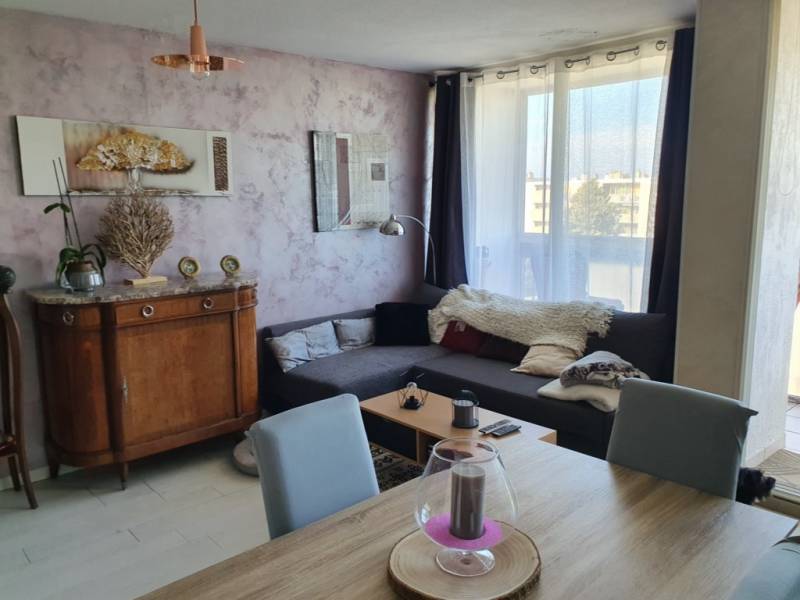 BEAU T2 RÉSIDENCE LA SIGNORE MARIGNANE  