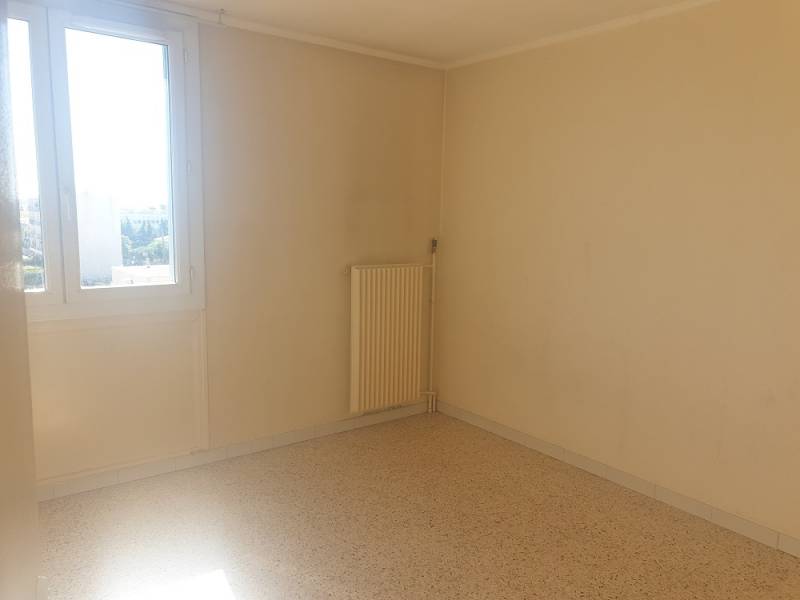 A VENDRE T4 RESIDENCE LES ACACIAS MARIGNANE  