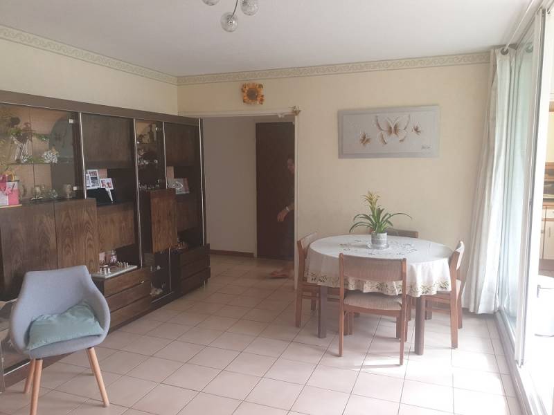 APPARTEMENT T4 PROCHE PARC FERRAGE SOUS COMPROMIS MARIGNANE LA SIGNORE 1 AU CALME AVEC VUS SUR JARDIN