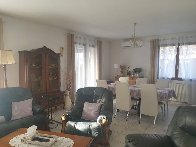 VILLA DE PLAIN PIED CHATEAUNEUF LES MARTIGUES  