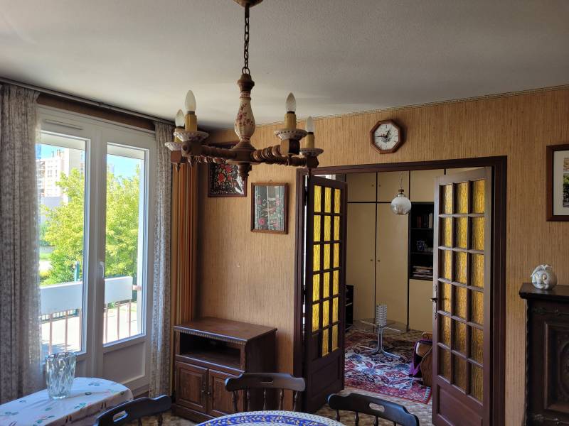 A VENDRE APPARTEMENT T4 MARIGNANE RESIDENCE LA SIGNORE AVEC ASCENSEUR