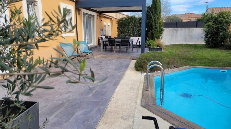 TRES BELLE VILLA DANS UN LOTISSEMENT FERME, PRESTATIONS HAUT DE GAME, PARFAIT ETAT MARIGNANE  