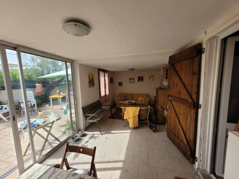 PETITE MAISON DE TYPE 3 LES PIEDS DANS L'EAU MARIGNANE  