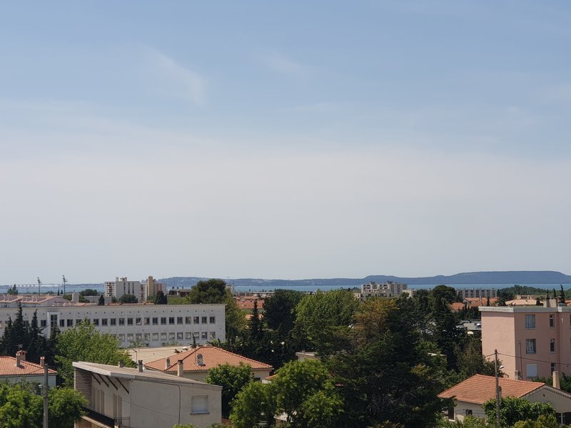 Appartement  T4 proche école et comerce residence recherché Marignane