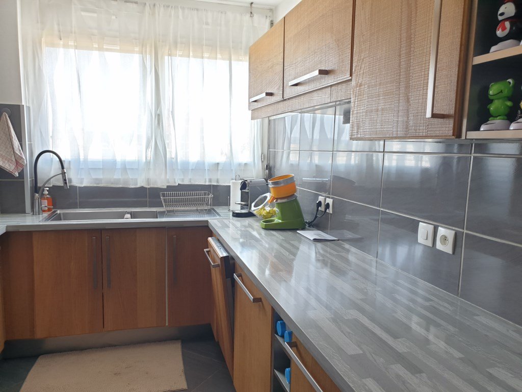 APPARTEMENT T4 EN PARFAIT ETAT DANS RESIDENCE RECHERCHEE MARIGNANE  