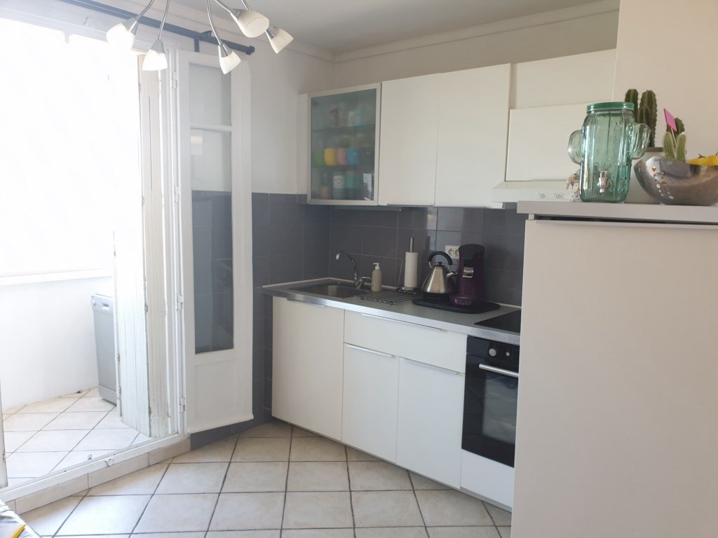 APPARTEMENT T3 LUMINEUX ET CALME DANS UNE RÉSIDENCE FERMÉE MARIGNANE  