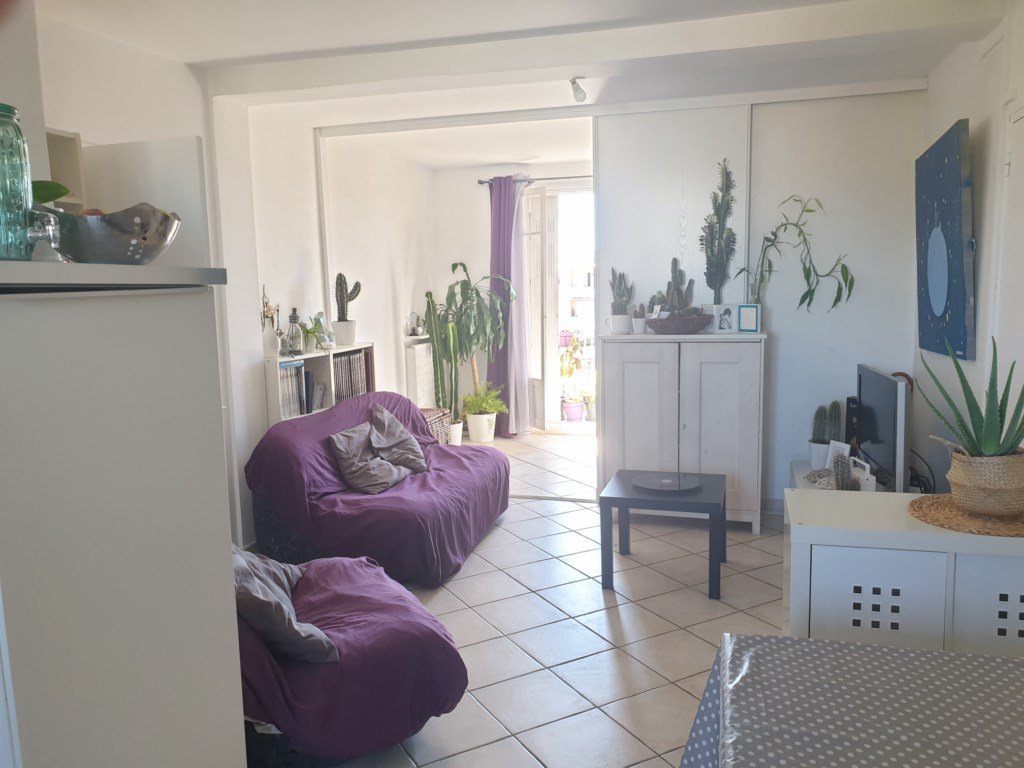 APPARTEMENT T3 LUMINEUX ET CALME DANS UNE RÉSIDENCE FERMÉE MARIGNANE  