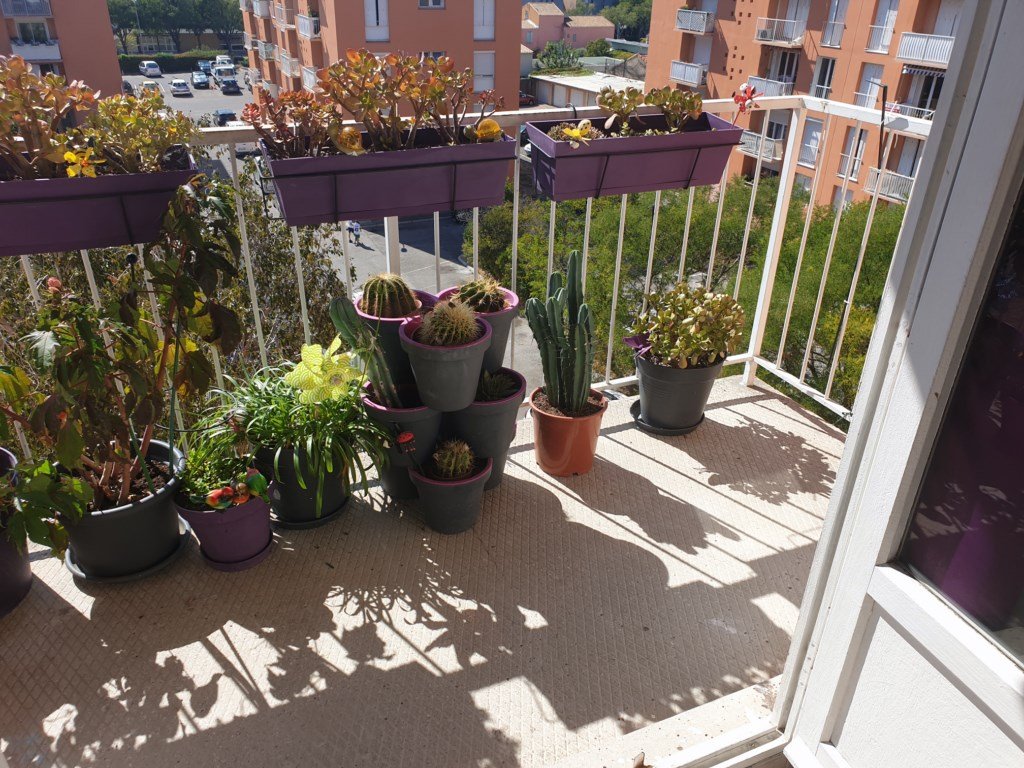 APPARTEMENT T3 LUMINEUX ET CALME DANS UNE RÉSIDENCE FERMÉE MARIGNANE  
