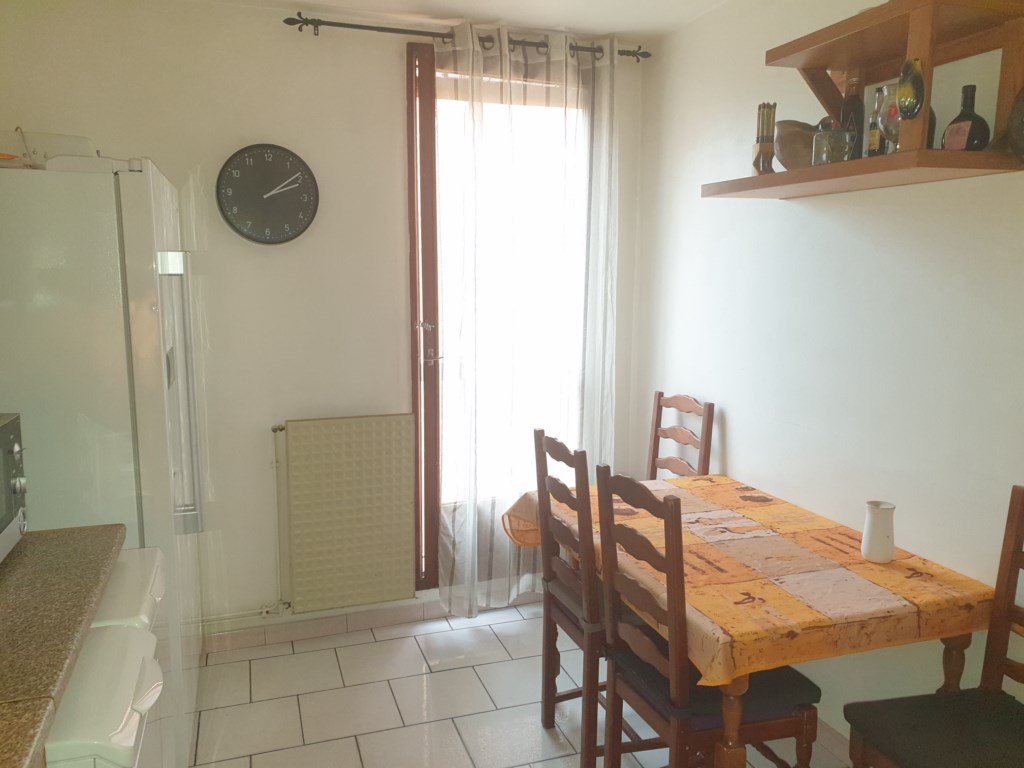 Appartement  T4 DANS PETITE RÉSIDENCE FERMÉE ET TRÈS BIEN SITUÉE MARIGNANE  RÉSIDENCE FERMÉE