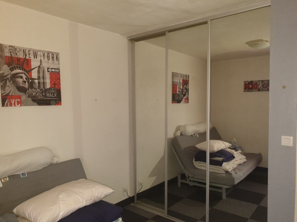 Appartement  T4 DANS PETITE RÉSIDENCE FERMÉE ET TRÈS BIEN SITUÉE Marignane