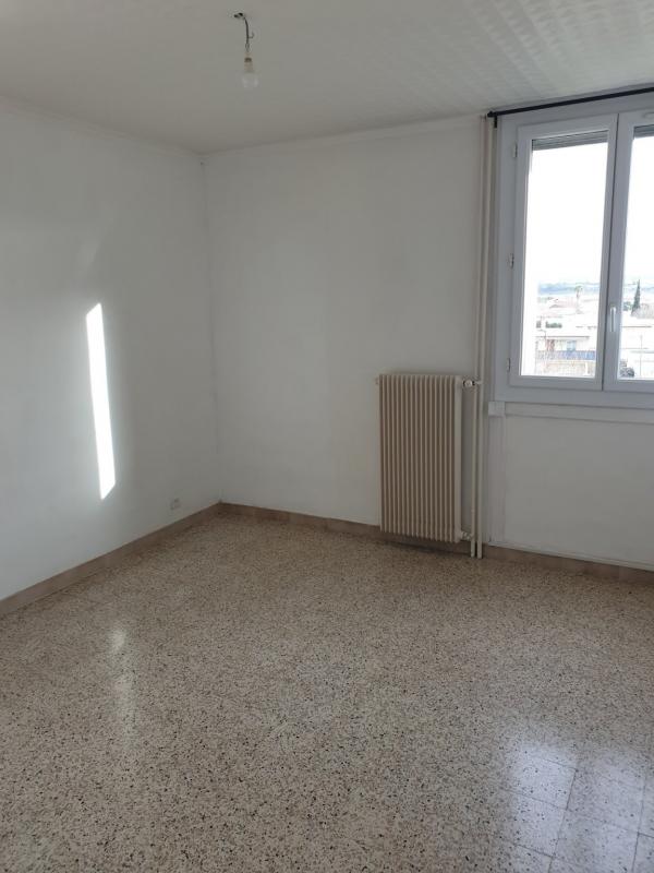 Appartement  T3 dans petite résidence avec parc et gardien MARIGNANE  