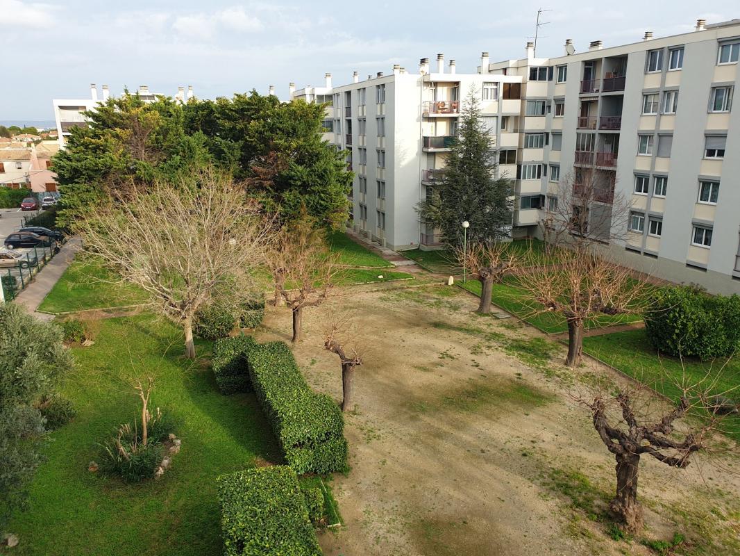 Appartement  T3 dans petite résidence avec parc et gardien MARIGNANE  