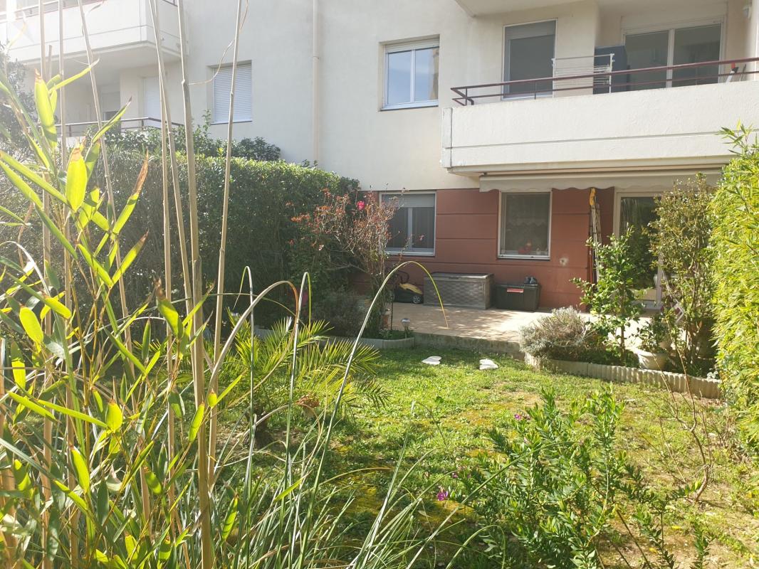Appartement  T2 Proche du centre ville Marignane