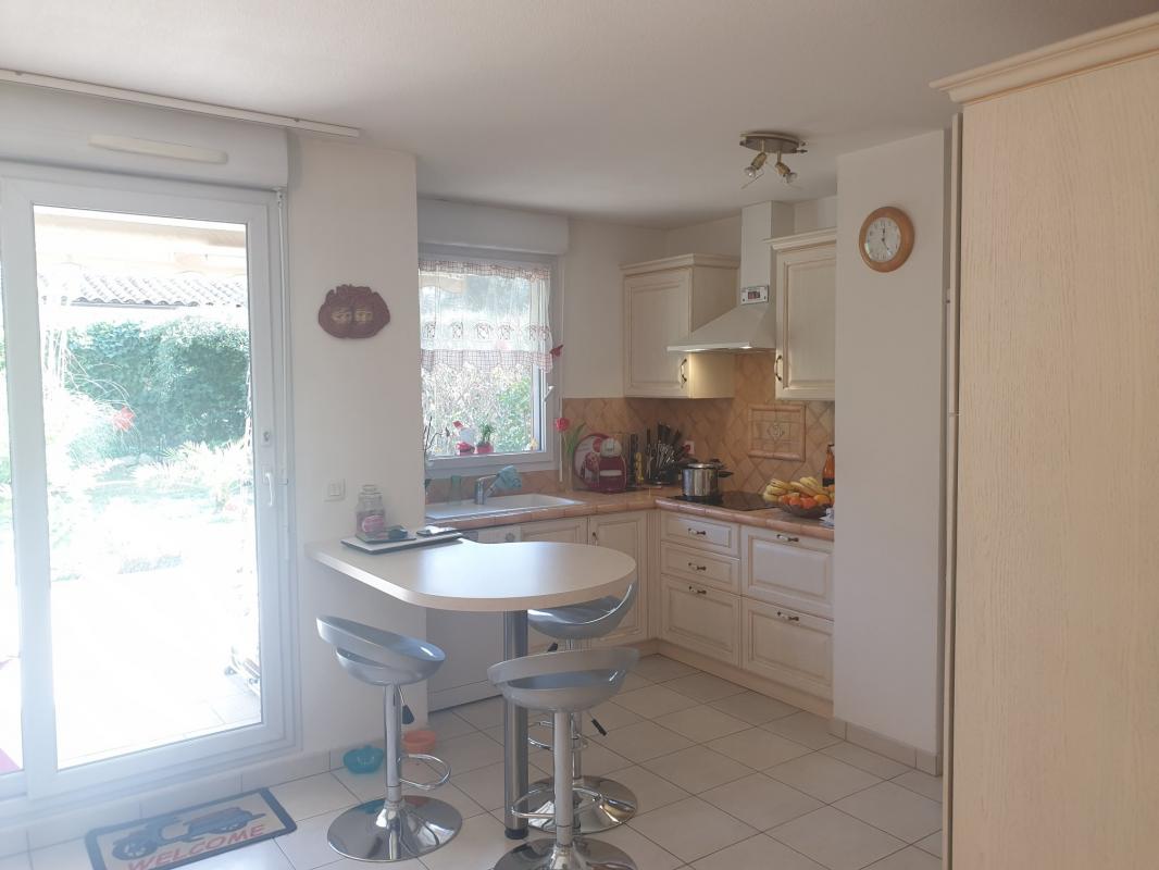 Appartement  T2 Proche du centre ville Marignane