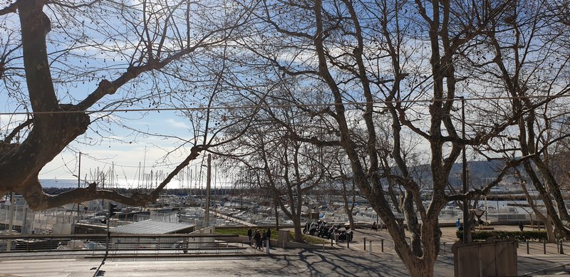 Maison  T5 En front de mer / murs commerciaux Marseille