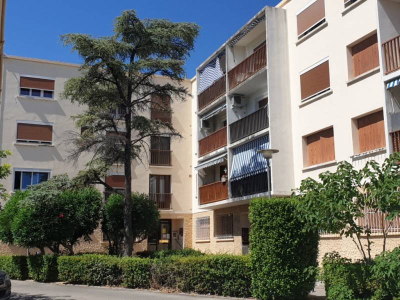 Appartement  T4 PETITE RÉSIDENCE FERMÉE MARIGNANE centre ville 
