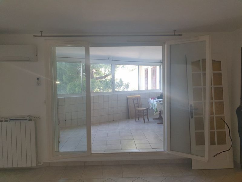 Vaste appartement de type 5 Marignane  