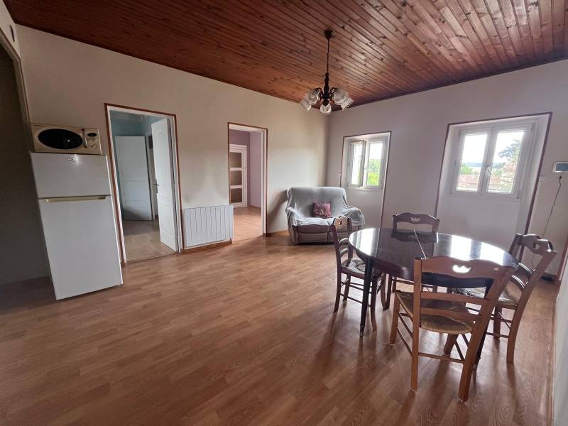 Appartement - 72 m² - 4 pièces