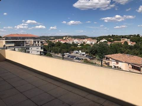 T3 AVE TERRASSE ET GARAGE ISTRES  