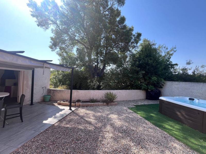 MARIGNANE VILLA DE TYPE 5 120M²HABS AVEC 4 CHAMBRES, GARAGE SECTEUR COLLINE