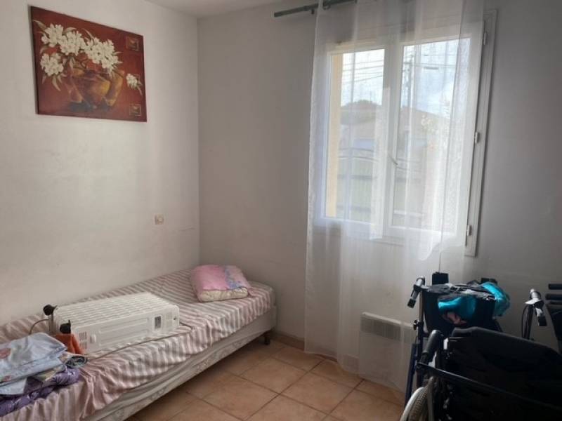 VILLA  T4/5 GIGNAC LA NERTHE LAURE 