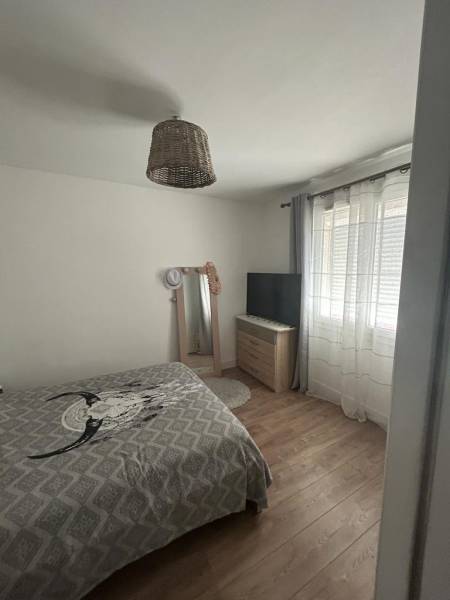 4 PIÈCES 85M² HAUT DE VILLA AVEC JARDIN Saint Victoret 13730  