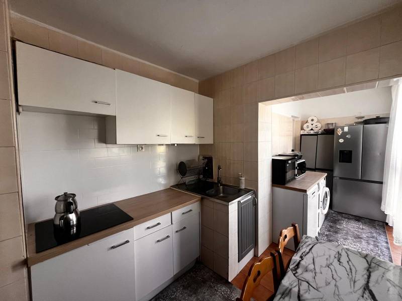 A VENDRE APPARTEMENT T4 EN 1ER ETAGE AVEC BALCON